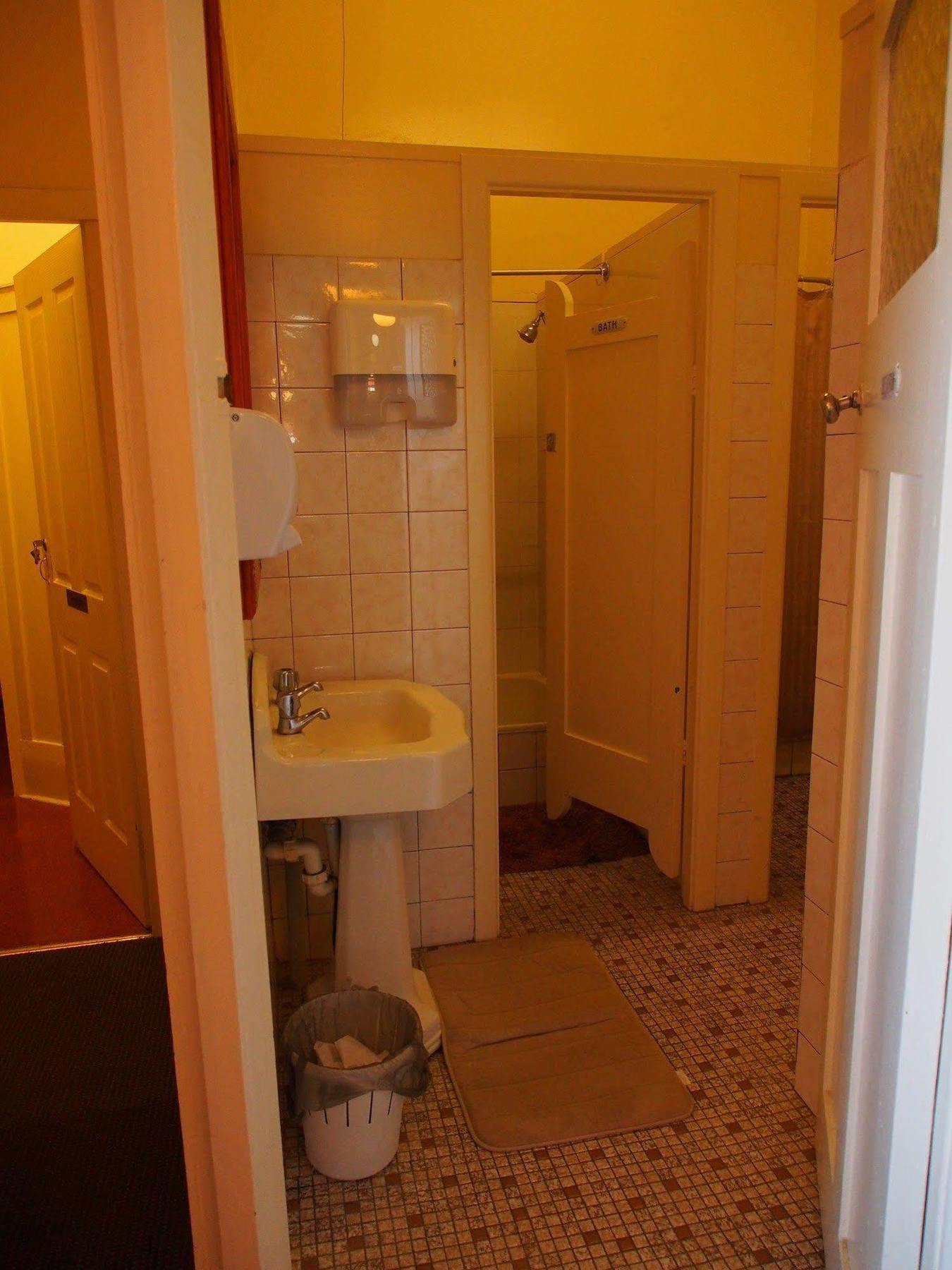 Great Central Hotel Глен-Иннес Экстерьер фото